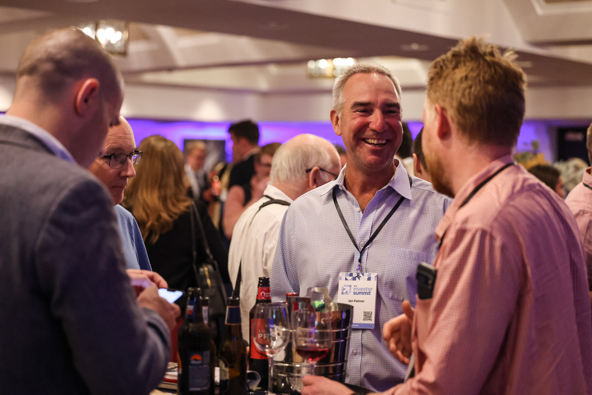 Delegates enjoying the evening drinks reception at Investor Summit